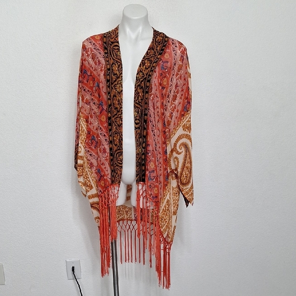 Entro Red Orange Paisley Print Hippie Bohemian Wide Sleeve Fringe Hem Kimono -M - Picture 2 of 12